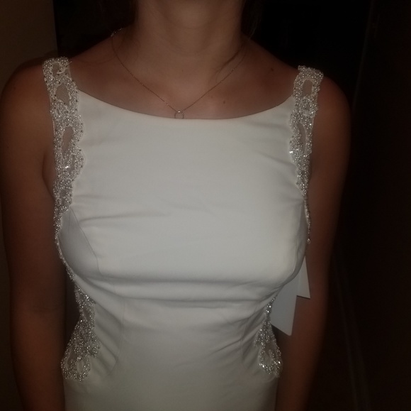 Galina Signature Wedding Dress - Picture 5 of 8